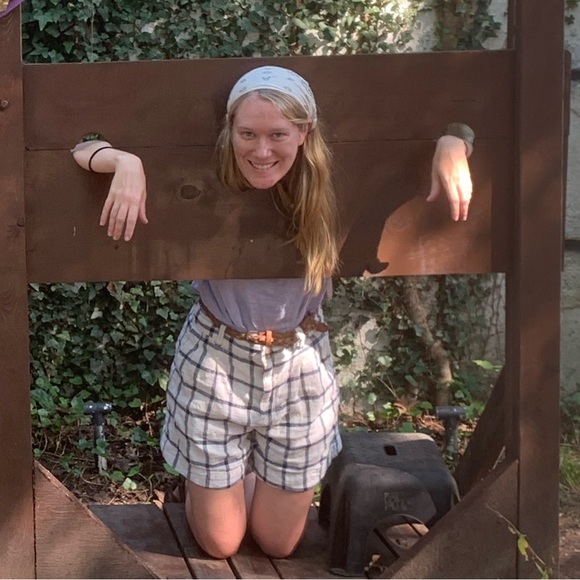 Meet your Posher, Michelle - Picture 1 of 1